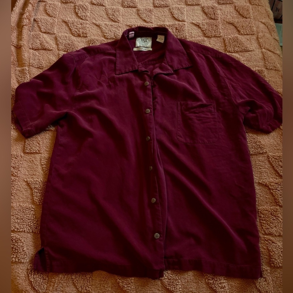 Pusser’s West Indies 100% Silk Button Down in Maroon Size Large